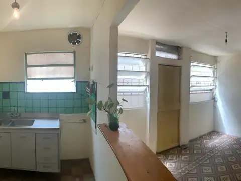 Casa 7 ambientes con 4 baños