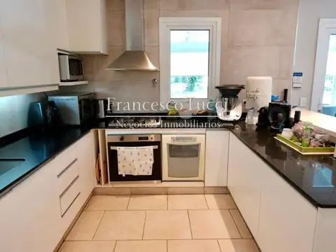 Casa en Venta en La Tradicion, USD 465.000