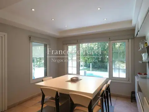 Casa en Venta al Oeste