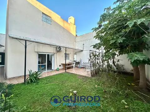 BAJO DE PRECIO CASA LOTE PROPIO 4 AMBIENTES C/JARDIN, PATIO Y TERRAZA