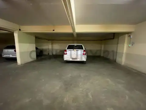 Cochera en Venta de 2,50  mts largo x 5  mts ancho