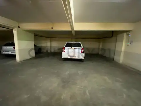 Cochera en Venta de 2,50  mts largo x 5  mts ancho