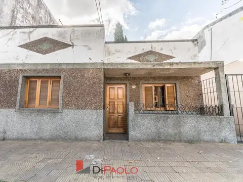 Venta casa ph 4 ambientes con patio en villa bosch