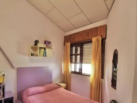 Fernández  de la Cruz 1051