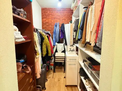 Casa 3 ambientes con 2 baños