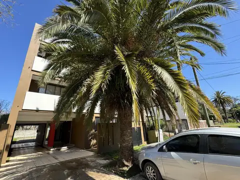 Departamento en calle Esteva Berga 473