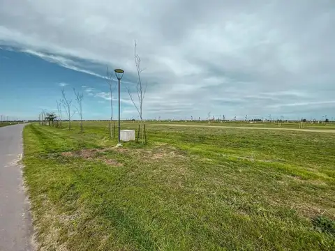 Terreno en Venta 52  mts Fondo