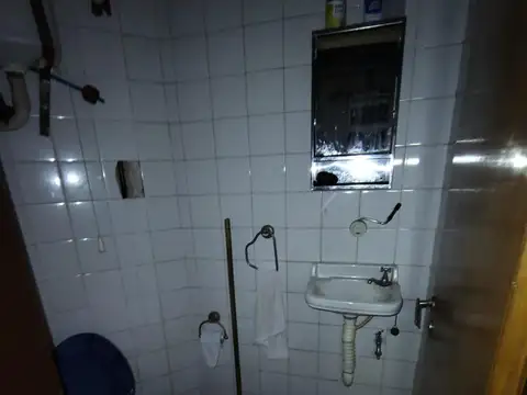 Galpon en Venta 8  mts Fondo