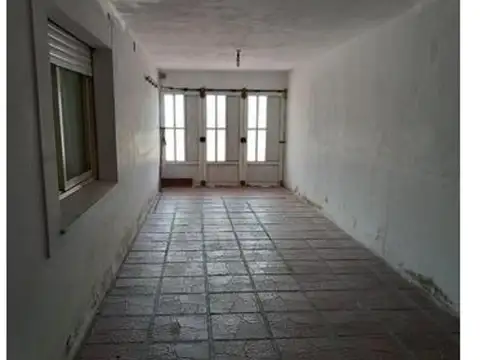 Casa en Venta con 4 cocheras