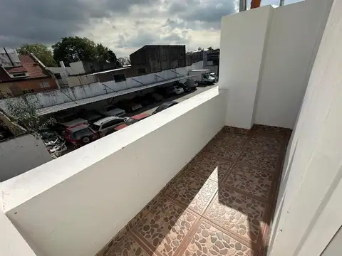 Depto Tipo Casa en Venta en El Palomar, USD 47.900