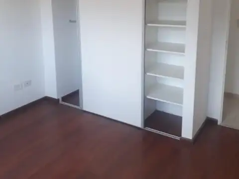 Departamento en Venta en Ramos Mejia, USD 129.000