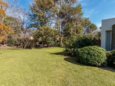 Venta de casa en Funes 3 dormitorios