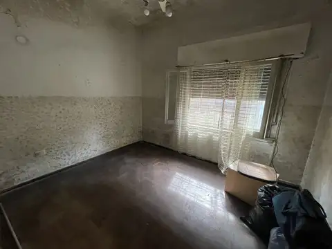 Casa en Venta en Moron Sur, USD 85.000