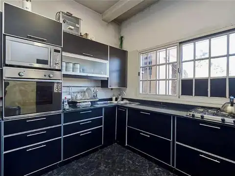 Depto Tipo Casa en Venta de 4 dormitorios