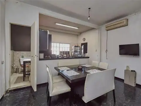 Depto Tipo Casa en Venta de 5 ambientes