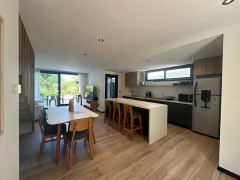 Cod 367 – Triplex Arenas V