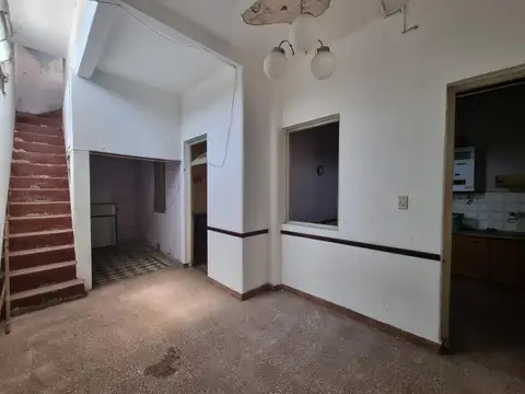 Local en Venta 70 años