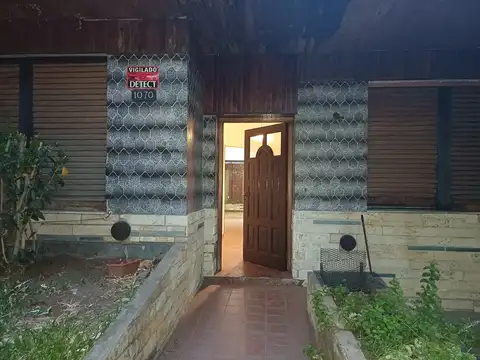 Fray Cayetano Rodriguez 1000