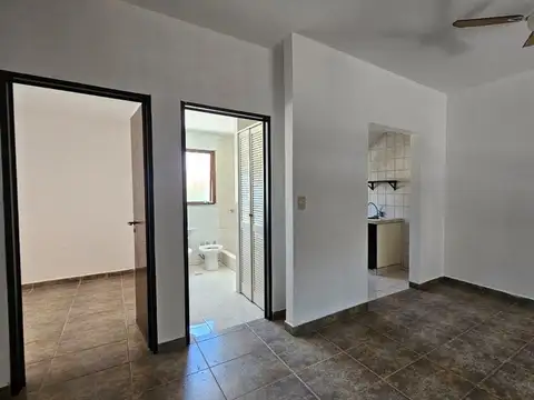 Depto Tipo Casa en Venta con 1 cocheras