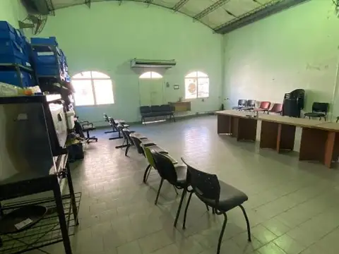 Local en Venta en Moron Sur, USD 375.000