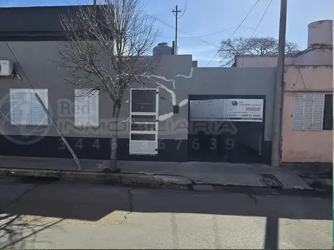 CASA CENTRICA CALLE ITUZAINGO