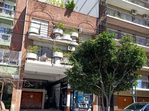 COCHERA Fija Cubierta cómodo acceso todo vehículo