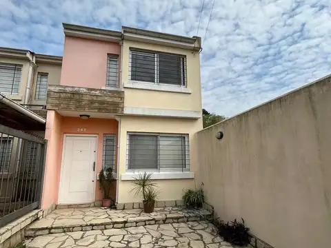 Depto Tipo Casa en Venta en Lomas De Zamora, USD 139.000