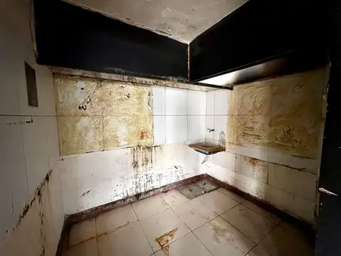 Local en Alquiler 66 años