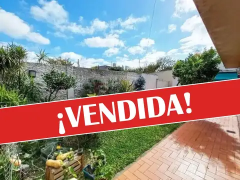 Venta Casa Lote Propio 5 Ambientes con Patio y Quincho en Ma