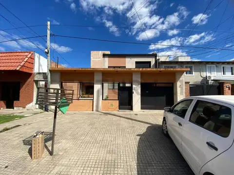 CASA EN VENTA | CALLE 142 E/ 61 Y 62 | LA PLATA