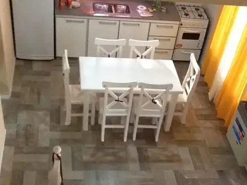 Casa en Alquiler Temporal con 1 cochera