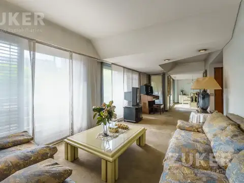 Venta departamento 4 ambientes en Belgrano con cochera