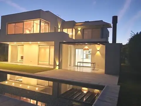 Casa en Venta en el Barrio El Golf, Nordelta