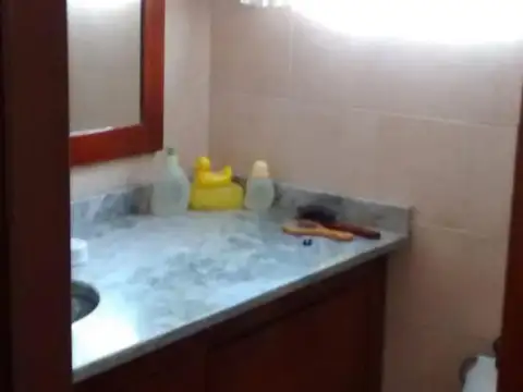 EN VENTA DEPARTAMENTO DE DOS AMBIENTES EN CIUDAD JARDIN ZONA PLATE - FICHA 9218