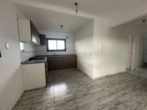 Departamento en Alquiler en Villa Maipu, $ 940.000