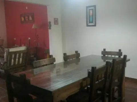 Casa en Venta en Adrogue, USD 98.000