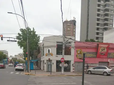 Local en Venta en Muñiz, USD 1.250.000