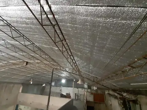 Galpon en Venta 10  mts Frente