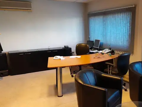 Galpon en Alquiler 10  mts Frente