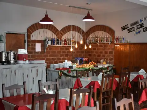 Hotel en Venta 50 años