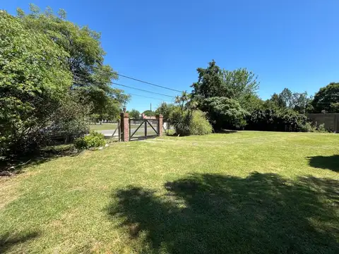 Casa 5 ambientes con 2 baños