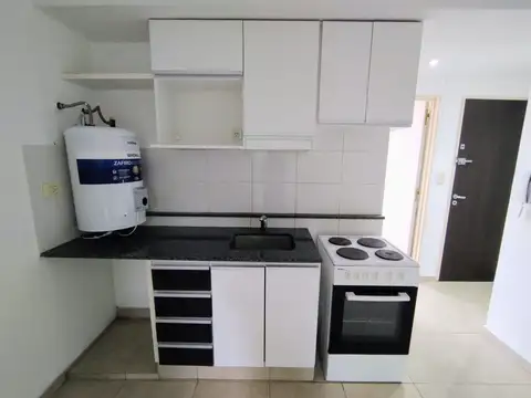 Departamento en Alquiler en Luis Agote, $ 290.000