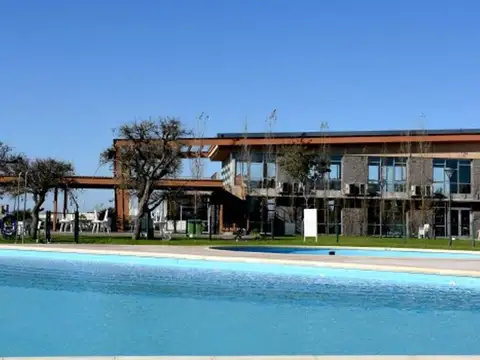 Terreno en Venta 20  mts Frente