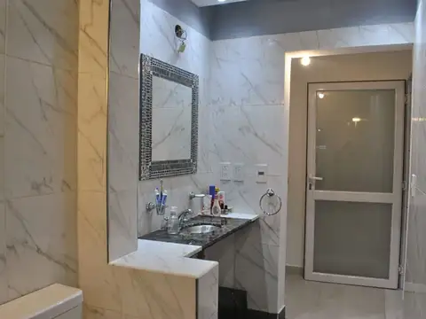 Casa 3 ambientes con 2 baños