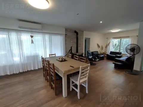 Casa 3 ambientes con 2 baños