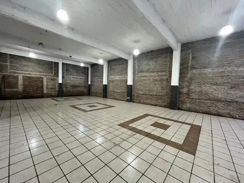 Local en Alquiler en Gregorio De Laferrere, $ 1.200