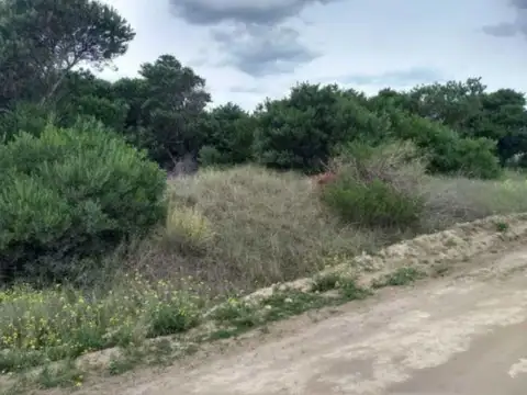 Terrenos en venta - 900mts2 - Balneario Marisol