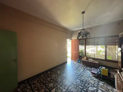 VENTA CASA 3AMB PARQUE COCHERA TERRAZA A REFACCION