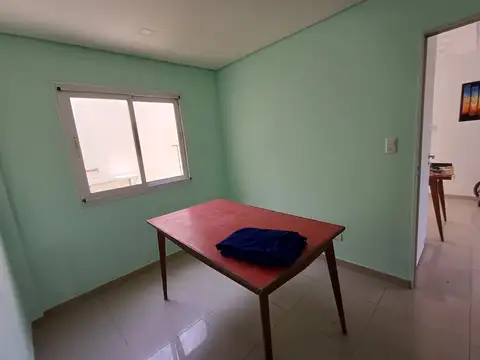 Depto Tipo Casa en Alquiler con 2 cocheras