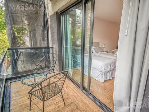 Teodoro Garcia esquina Moldes